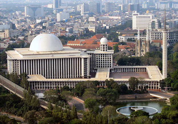 Istiqlal-Mosque-Jakarta-Indonesia