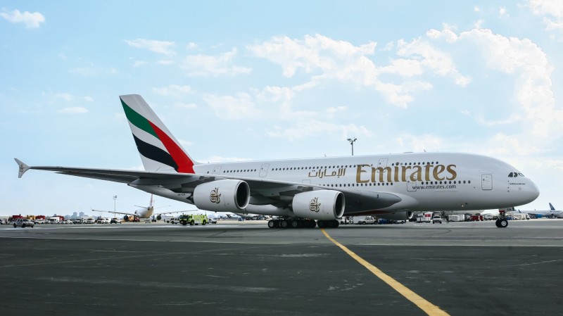 Collect souvenirs from the first Emirates Airbus A380